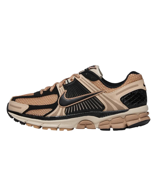 NIKE ZOOM VOMERO 5 "Sanddrift"